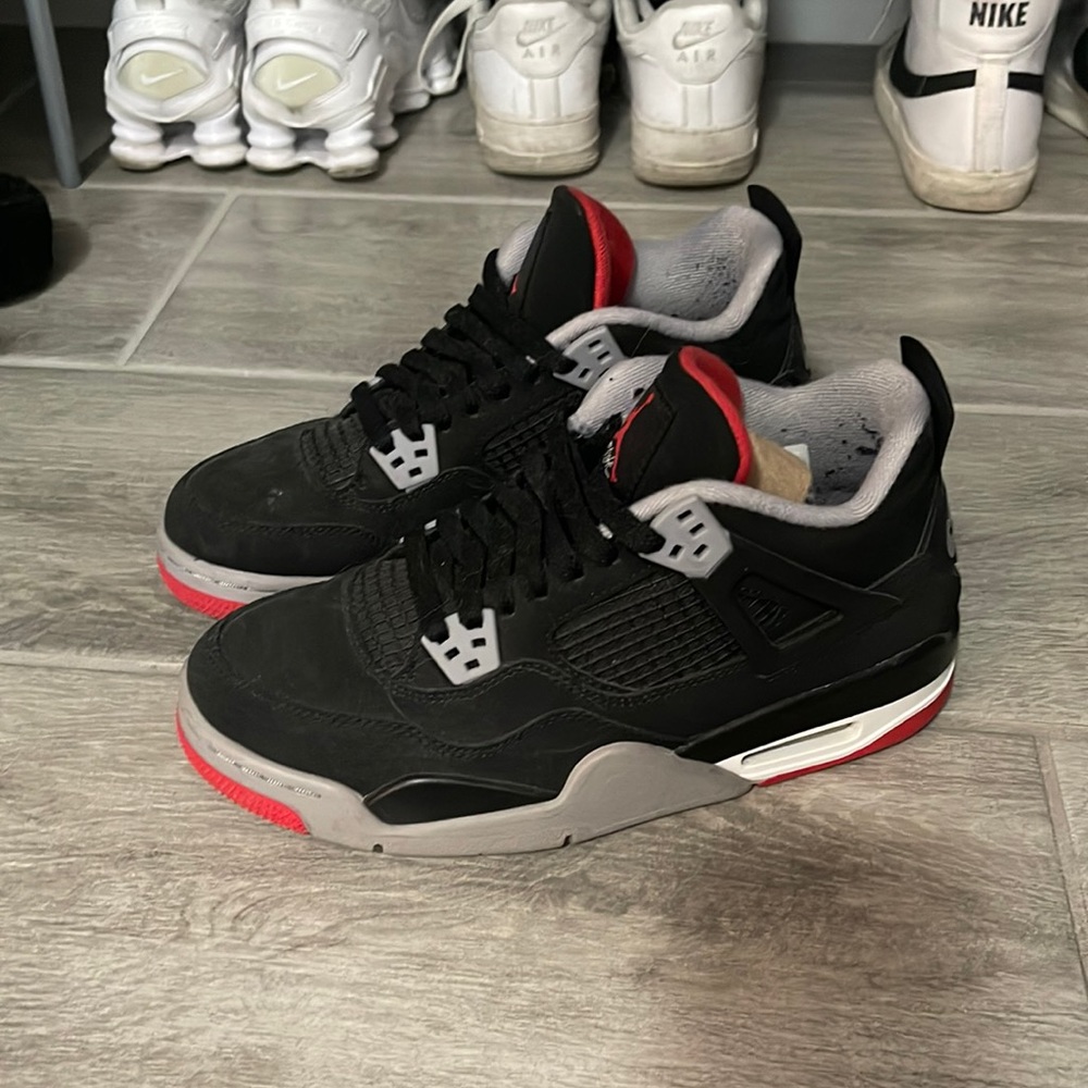 Retro Jordan 4